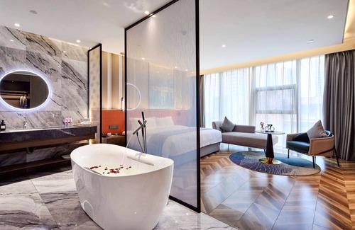Weiyang Hotel | XIANBAIHUALINJINGJIUDIAN