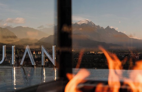 Lijiang Hotel | Xiangwang SOOOAN Luxury Resort Hotel