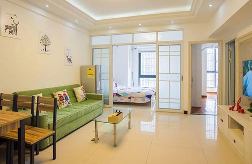 Fu Rong Apartment | Xin Wo Hotel Apartment Railway Station