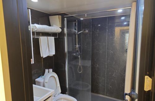Longhua District Apartment | Xinghe Times Apartment - Shenzhen North Railway Station