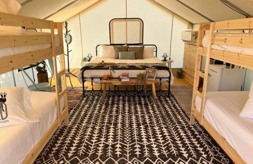 Guntersville Other | XLg Porch Deluxe glamping tents @ Lake Guntersville State Park