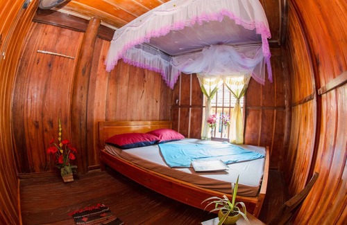 Nam Mau House | Xoi Homestay Ba Be Lake