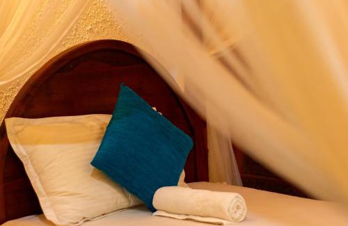 Mawathagama Hotel | Xotic Resort