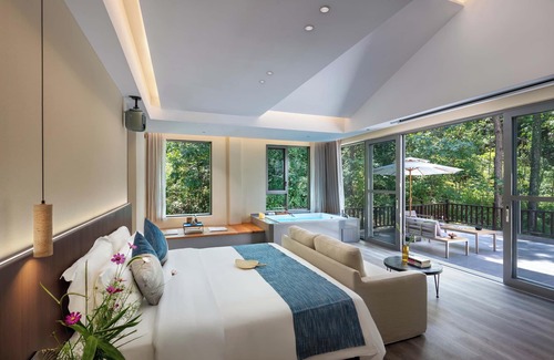 Huaxi Hotel | Xunmiri Qinin Villa