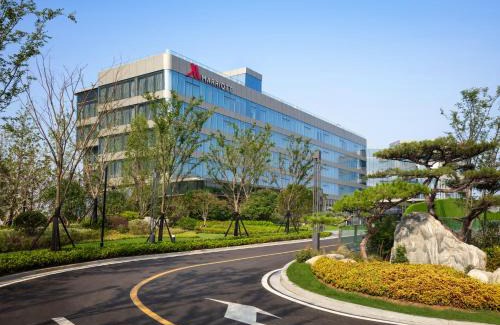Quan Shan Hotel | Xuzhou Marriott Hotel Lakeview