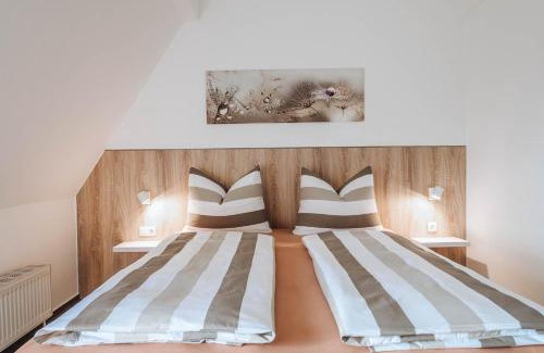 Goldberg House | XXL Ferienhaus Goldberger See - Sauna - 16 Personen