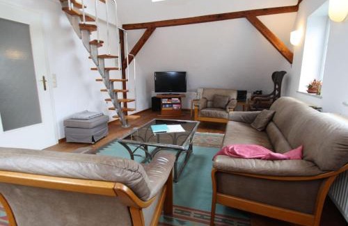 Warrenzin House | XXL Ferienhaus mit Sauna in Upost