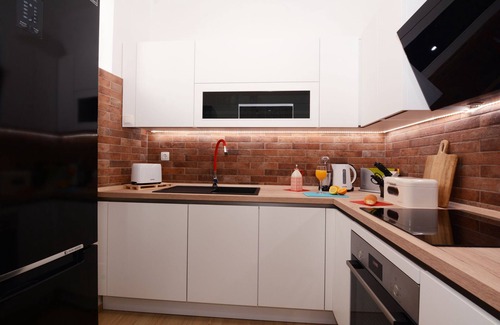 Plisac House | ❤️ XY Suites Boutique Apartments❤️