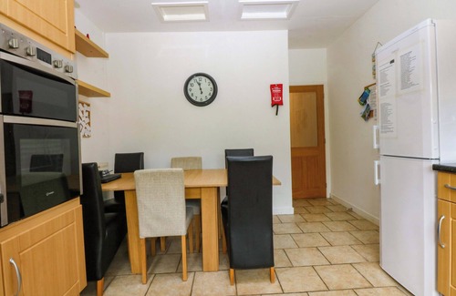 Gallt Y Foel House | Y BERTH, family friendly, country holiday cottage in Llanberis