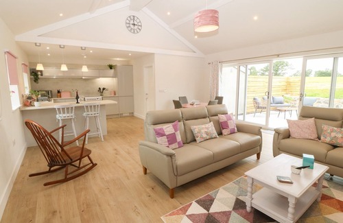Dinas Cottage | Y Beudy
