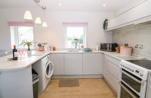 Dinas Cottage | Y Beudy