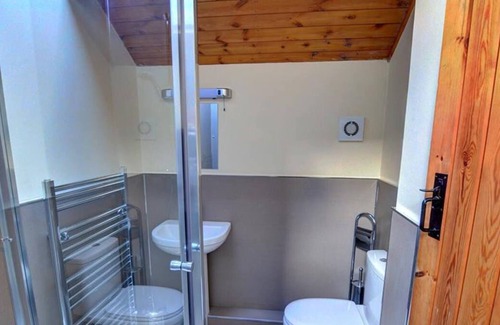 Caersws House | Y Beudy in the beautiful Llandinam