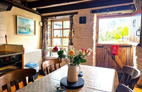 Tan-y-groes Cottage | Y Beudy, Llangrannog