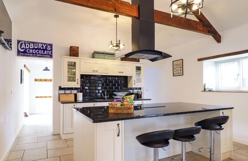 Oswestry Cottage | Y BEUDY (THE DAIRY, family friendly in Llanrhaeadr-Ym-Mochnant