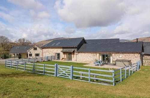 Oswestry House | Y Beudy The Dairy