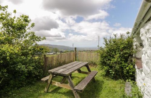 Gallt Y Foel House | Y Bwthyn