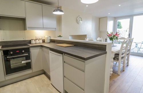 Trawsfynydd Cottage | Y CILGWYN, family friendly, character holiday cottage in Trawsfynydd