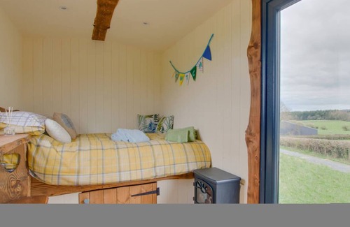 Caersws Ski Chalet | Y Cwtch in the beautiful Caersws