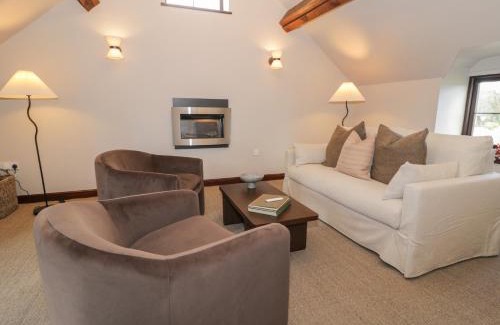 Conwy House | Y Granar