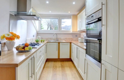 Brynrefail House | Y Nyth in Y Felinheli