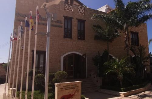Latchi Hotel | Y & P LATCHI HOTEL