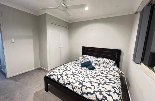 Carlingford House | Y Room