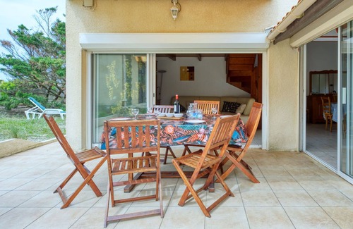 Lacanau-Ocean House | Y Sian Ben by Interhome