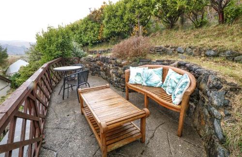 Llanrwst House | Y Stabal