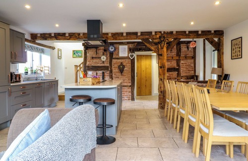 Oswestry Cottage | Y STABL (THE STABLE, family friendly in Llanrhaeadr-Ym-Mochnant