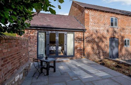 Trevor House | Y Stabl - Uk12742