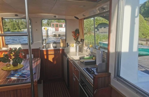 Lychen Boat Rental | Yacht charter in Mecklenburgische Seenplatte-Locaboat - Pénichette 935 W (1989)