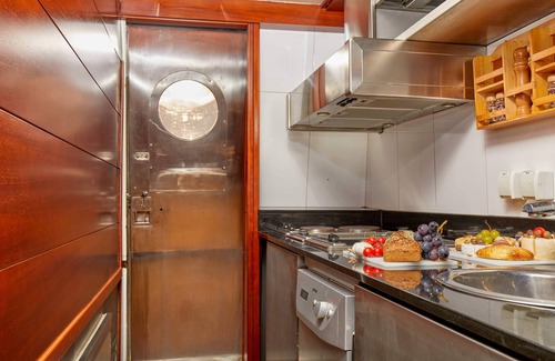 Dobrota Boat Rental | Yacht Primorka with private sea pier