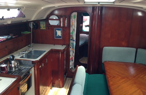 Rodney Bay Boat Rental | Yacht Yota Bellavita