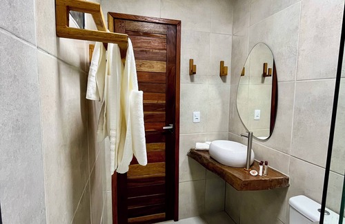 Touros Hotel | Yahweh Hotel