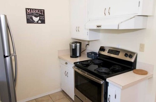 Yakima House | Yakima Vacation Rentals- Spacious Bungalown