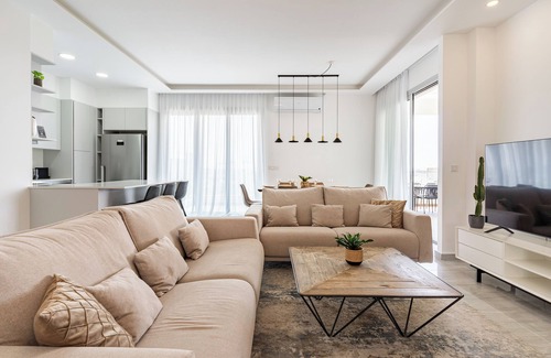 Limassol Apartment | YAMAS Urban Living Platinum 77 Penthouses