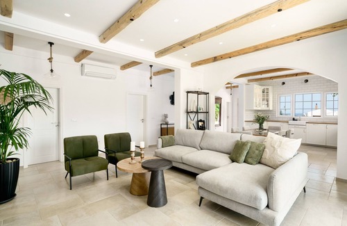 Dramia Villa | Yammas Stone Villa | Private Pool, 5BR, Boho Style