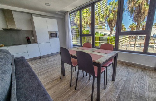 Las Palmas de Gran Canaria Ski Chalet | Yan Building 5B BY CanariasGetaway
