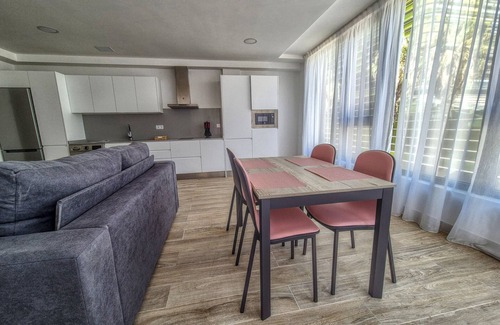 Las Palmas de Gran Canaria Ski Chalet | Yan Building 5B BY CanariasGetaway