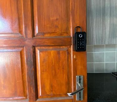 Germiston Apartment | Yanaz Place