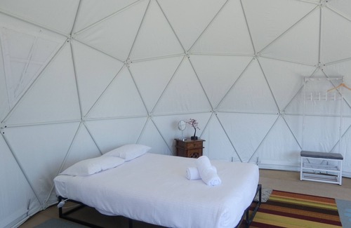 Balmattum Resort | Yanda - Self Catering Dome with private deck, BBQ, Campfire and lawn