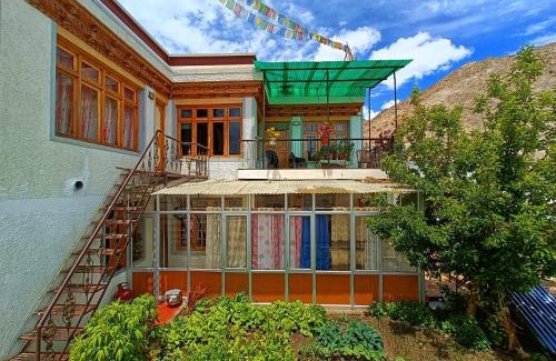 Leh House | Yanglha Guest House