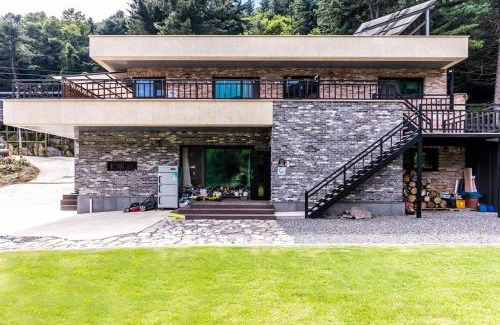 Okcheon Villa | Yangpyeong Dongdong House Pension