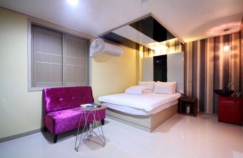 Yangsan Hotel | Yangsan Deokgye N