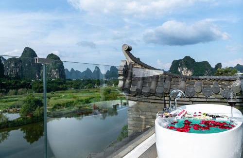 Ten Mile Gallery Hotel | Yangshuo Hidden Dragon Villa