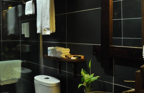 Guilin City Centre Hotel | Yangshuo Mountain Nest Boutique Hotel