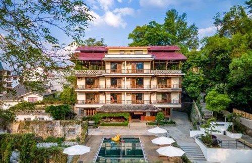 Yangshuo House | Yangshuo River Lodge Hotel - Airport or TS Free pick up over 4 nights