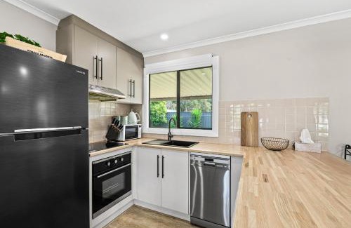 Yankalilla House | Yankavilla - Yankalilla - C21 SouthCoast Holidays