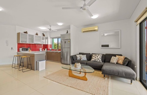 Rapid Creek Apartment | Yanti at Nightcliff: Foreshore ~ Pool ~ Shops/Cafe