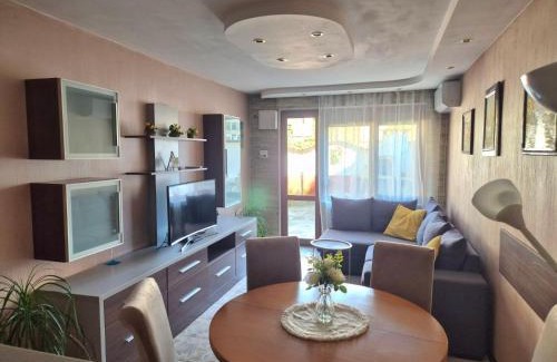 Veliko Tarnovo Center Apartment | Yantra 3BR Central Apartment-Апартамент Янтра център